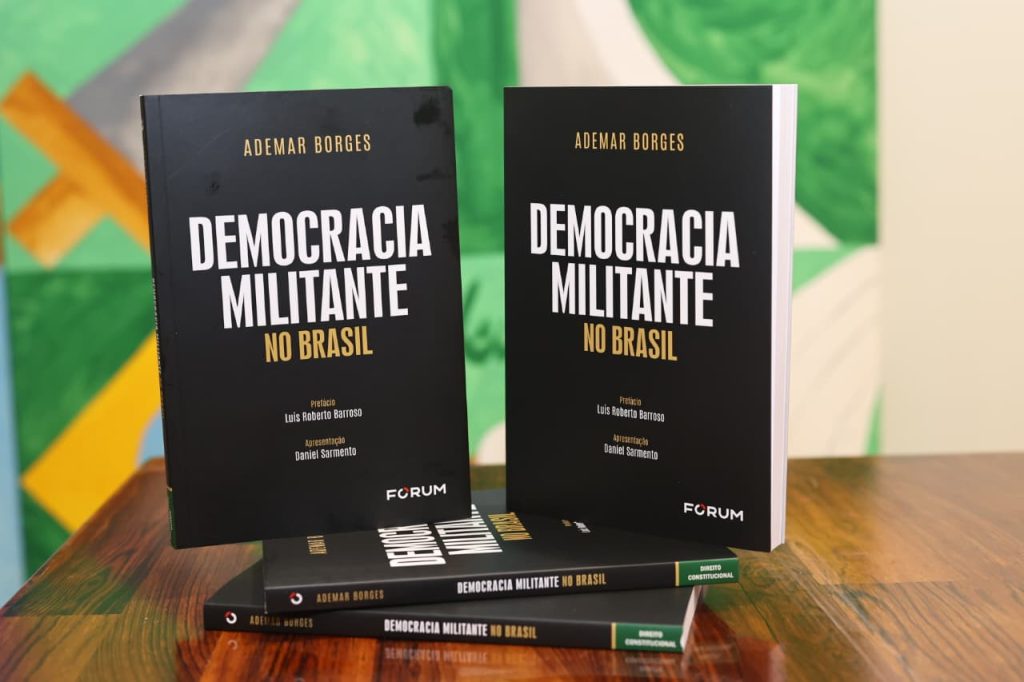 Livro Democracia Militante no Brasil